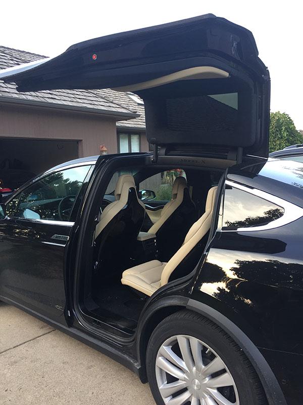 A black 2016 Tesla Model X. The newer models has already been released and another is soon to come.