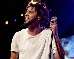 WANTAGH, NY - AUGUST 21:  Recording artist J. Cole performs onstage during the 2016 Billboard Hot 100 Festival - Day 2 at Nikon at Jones Beach Theater on August 21, 2016 in Wantagh, New York.  (Photo by Kevin Mazur/Getty Images for Billboard)