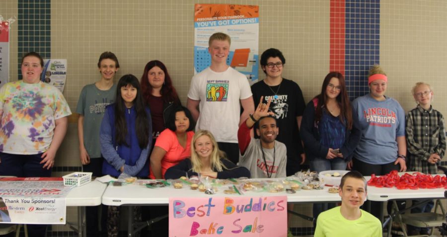 Students involved in Best Buddies come together to lead the national Spread the Word to End the Word campaign.