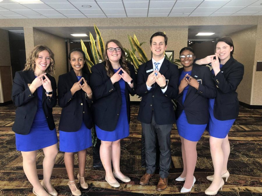 Central Region Vice President Dalton Green (pictured 3rd from right) was also in attendance at the South Dakota State Conference. 
Pictured left to right: Avery Dooley, Haroni Sahilu, Genna Sheriff, Dalton Green, Teranysha Sutton, Abbie DeKramer.