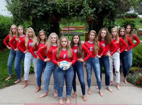 This was 2019 LHS varisty volleyball team. Taken pre-season by Jordan LeMaster.