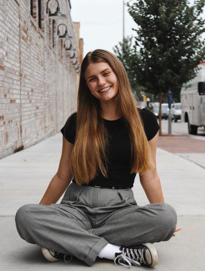 LHS senior Eva Mullen poses downtown in her session with Elizabeth Dumansky.