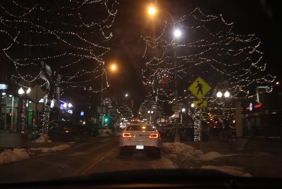 Downtown Sioux Falls has an amazing assortment of lights displayed throughout the falls. They even have a radio channel (97.7 FM). If you go there with your family you better bundle up, it will be a cold night ahead of you!