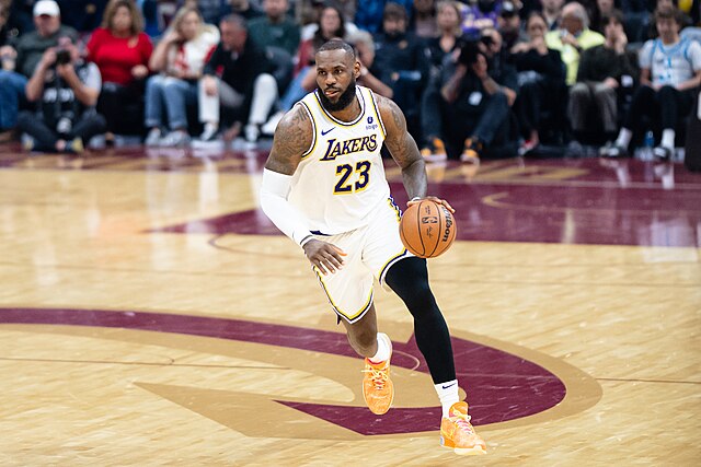 LeBron James during a Cleveland Cavaliers vs Los Angeles Lakers game on 25 November 2023
