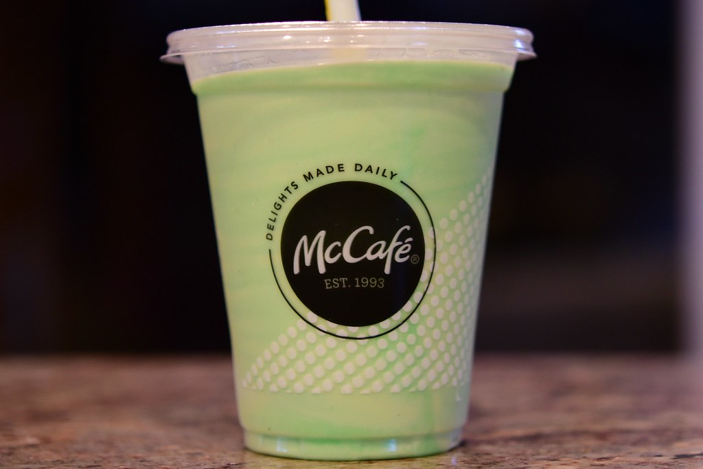 The+first+shamrock+shake+was+created+in+1967+by+an+employee+at+McDonalds.