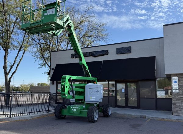 A once bustling 41st St. location, this Starbucks cafe now sits empty, awaiting the renovations and changes to come.