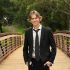 Byline photo of Oliver Van Beek