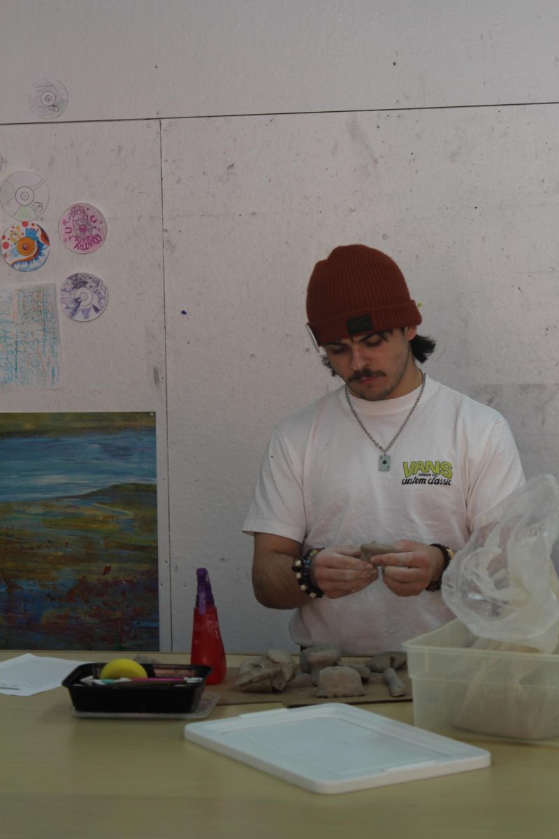Art Wars offers high school students an unparalleled opportunity to be surrounded by like-minded artists and take part in timed competition.