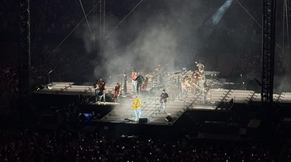 Bryan performs at the Dome at America’s Center in Saint Louis, MO.